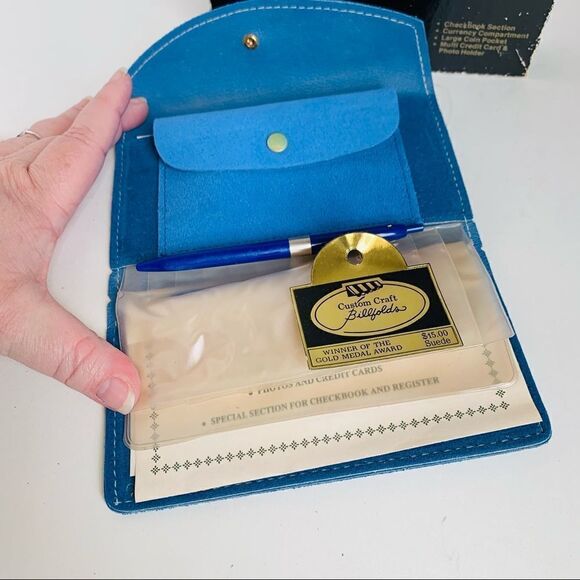 - VTG Custom Craft Checkmate Suede Leather Wallet - Picture 3 of 3